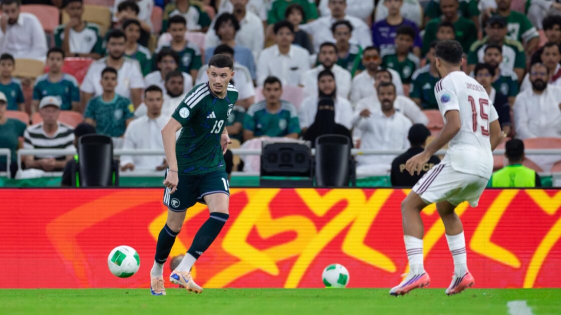 السعودية تفوز على قطر.. من ستواجه في نهائي “خليجي 27″؟