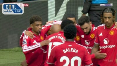 أهداف مباراة مانشستر يونايتد وليدز يونايتد في الدوري الإنجليزي